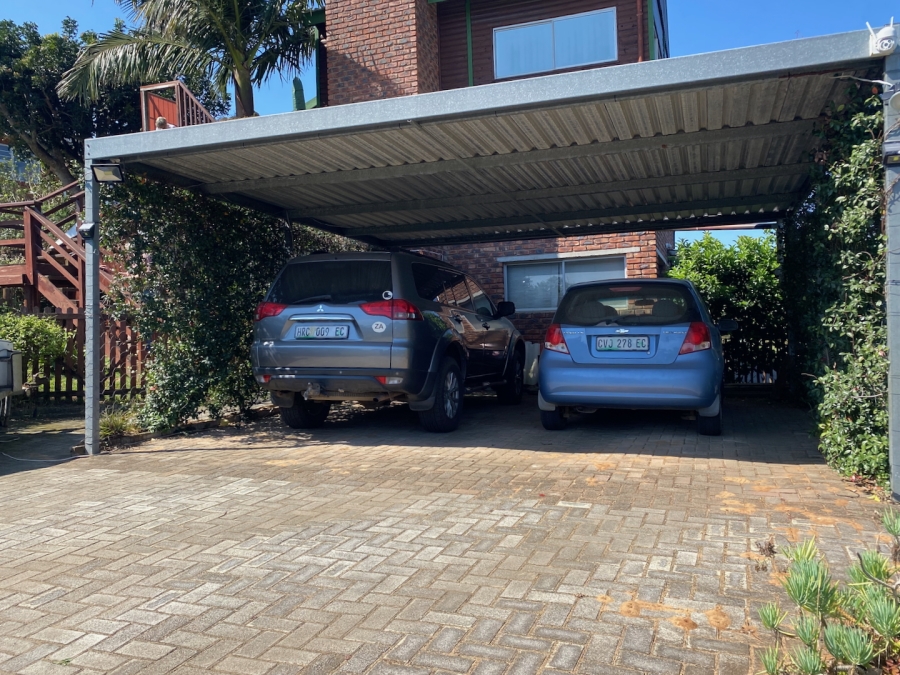 7 Bedroom Property for Sale in Cintsa East Eastern Cape